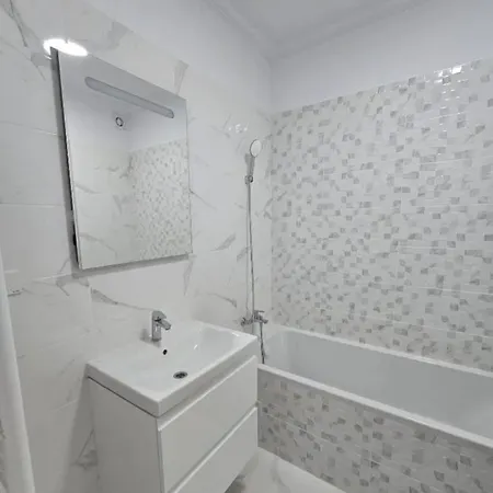 Chic - Modern 1br Retreat With Free Wifi Apartament *
